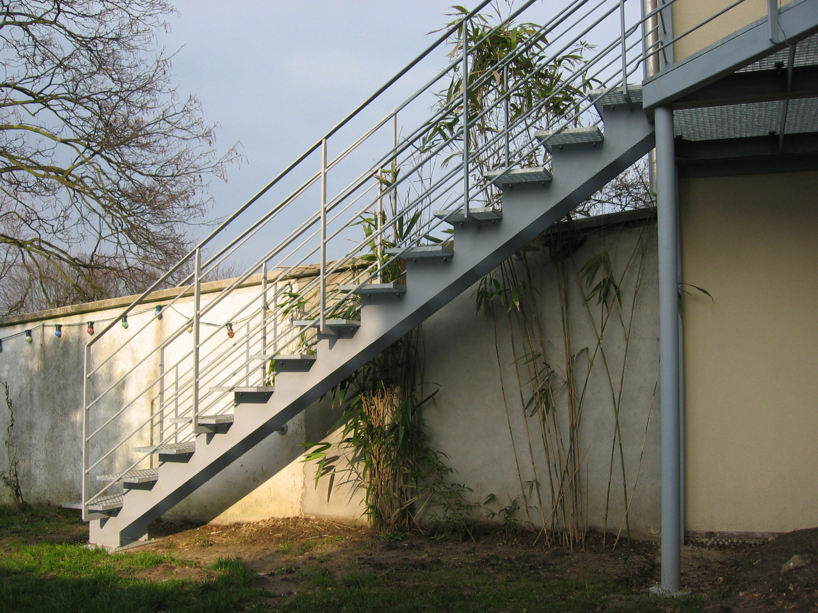 escalier droit caillebotis