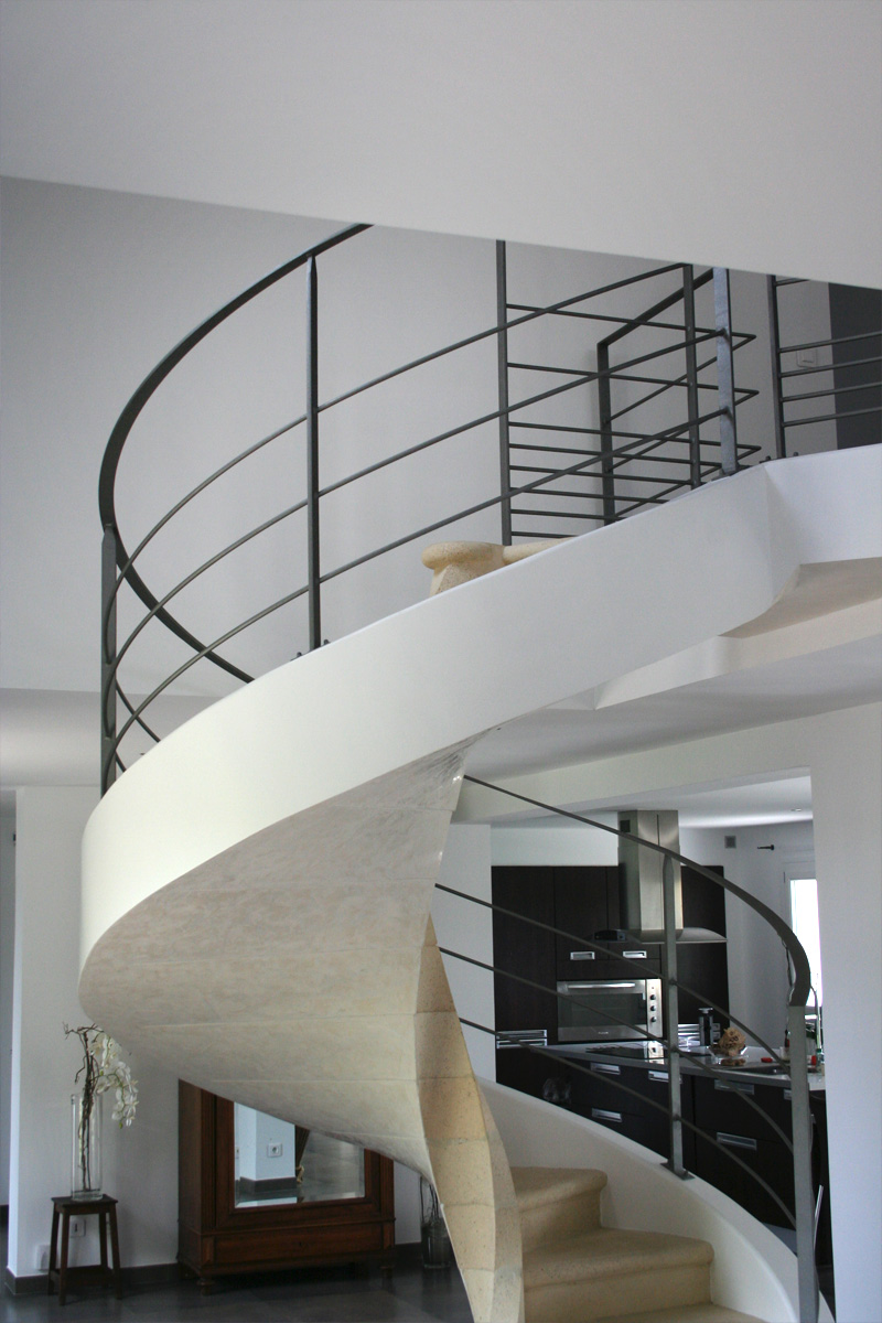 escalier helicoidal en beton arme