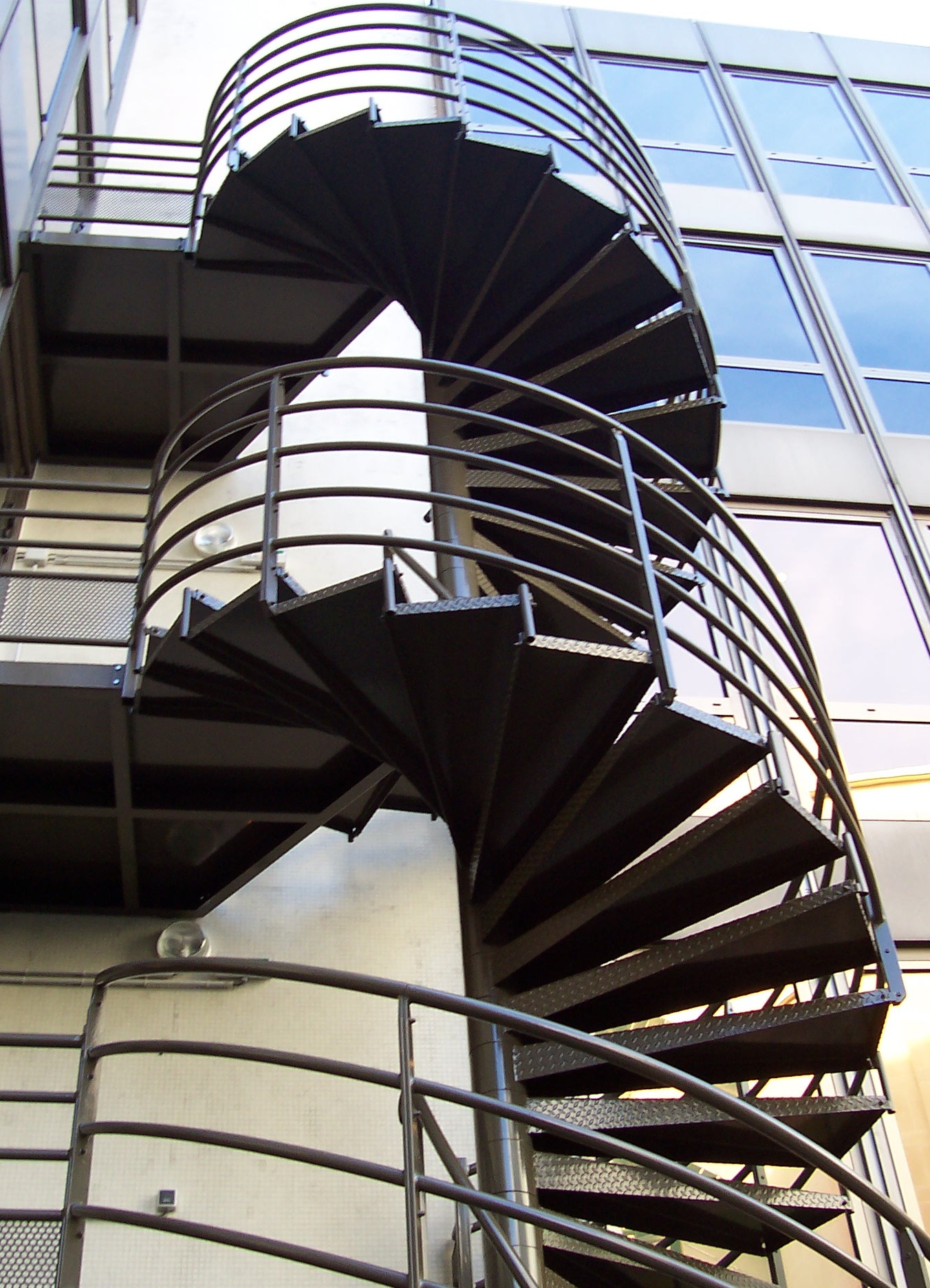 escalier exterieur 3 etages